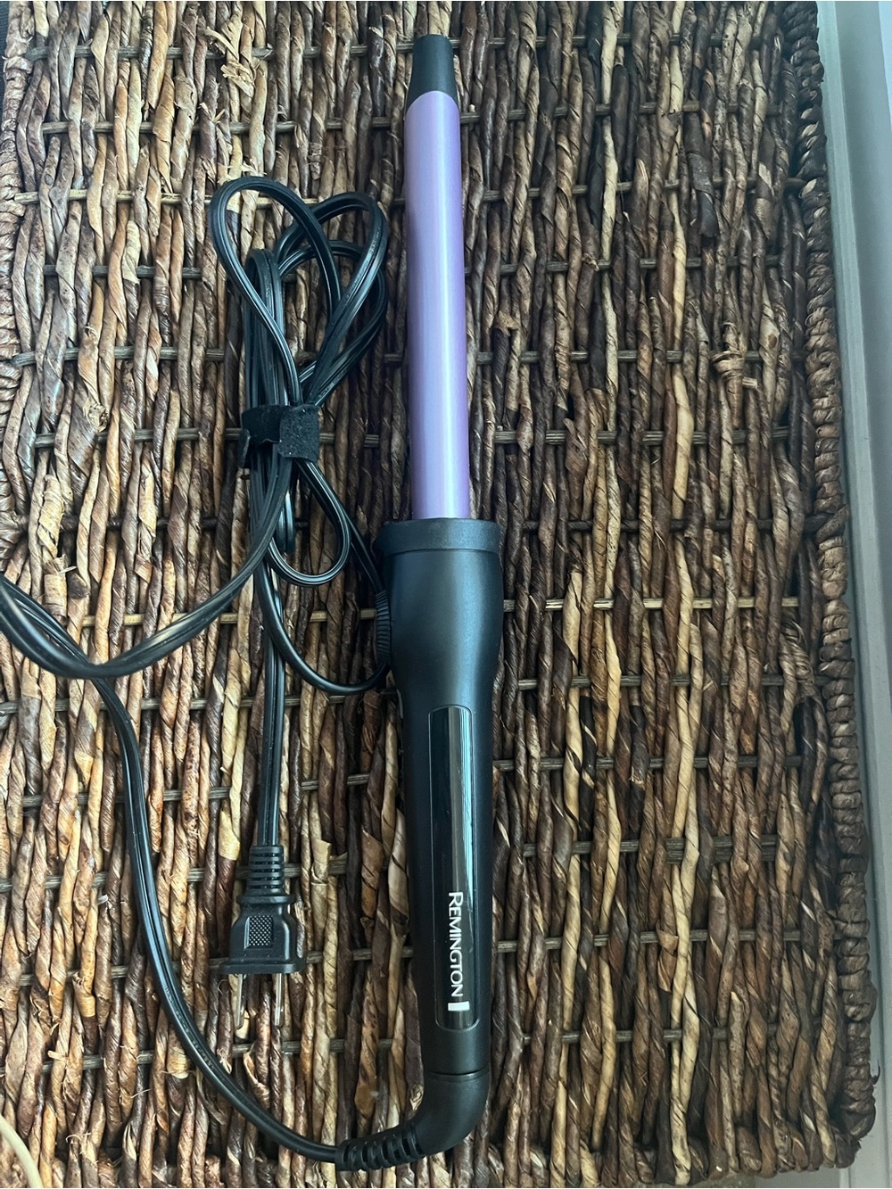 Remington Curling Iron Ceramic Teardrop Hair Curler Wand Electric